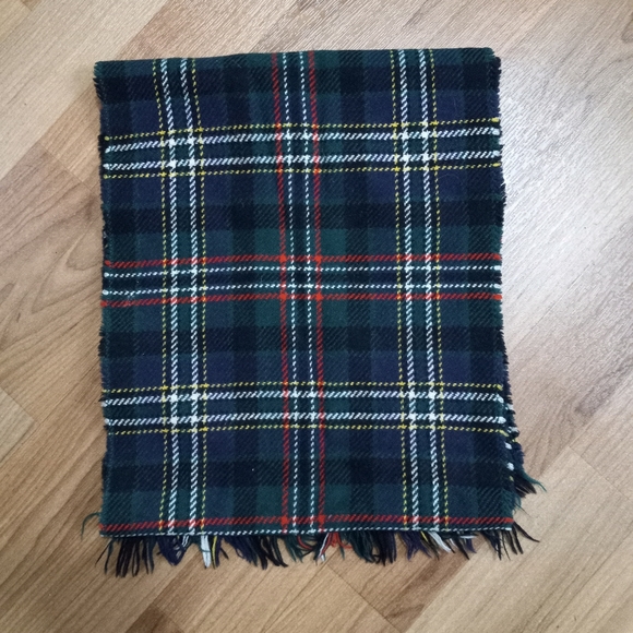 Scott Green Lochcarron Vintage Scotland Tartan Wool Scarf 10.5"x52" - Picture 2 of 4